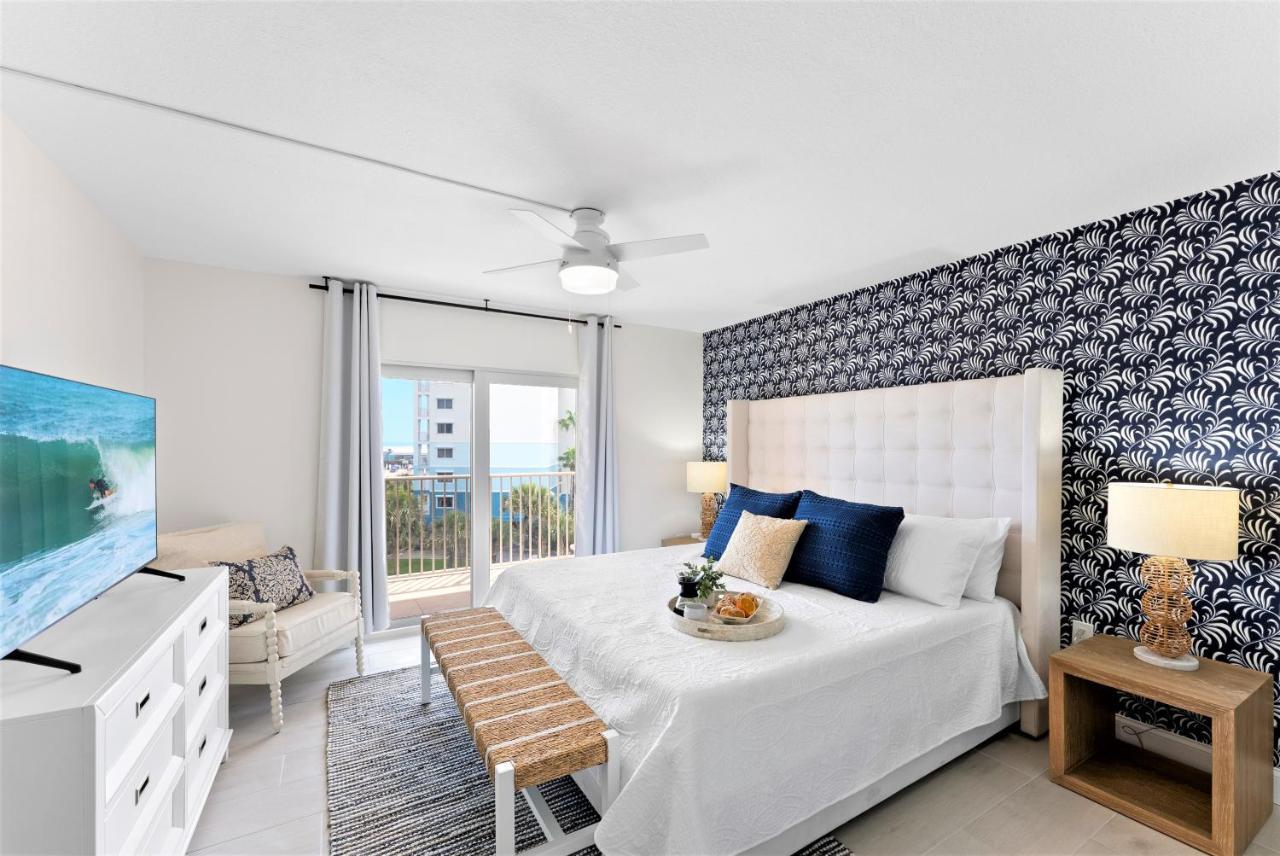 Cocoa Beach Towers Екстер'єр фото