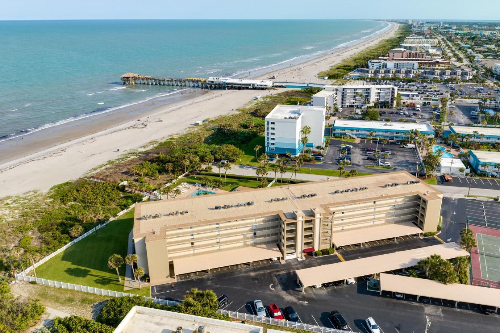 Cocoa Beach Towers Екстер'єр фото